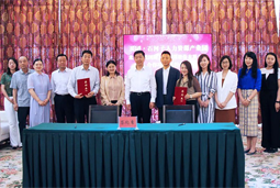 大富豪棋牌最新官网版国际与新疆生产建设兵团第八师石河子市签署项目合作协议